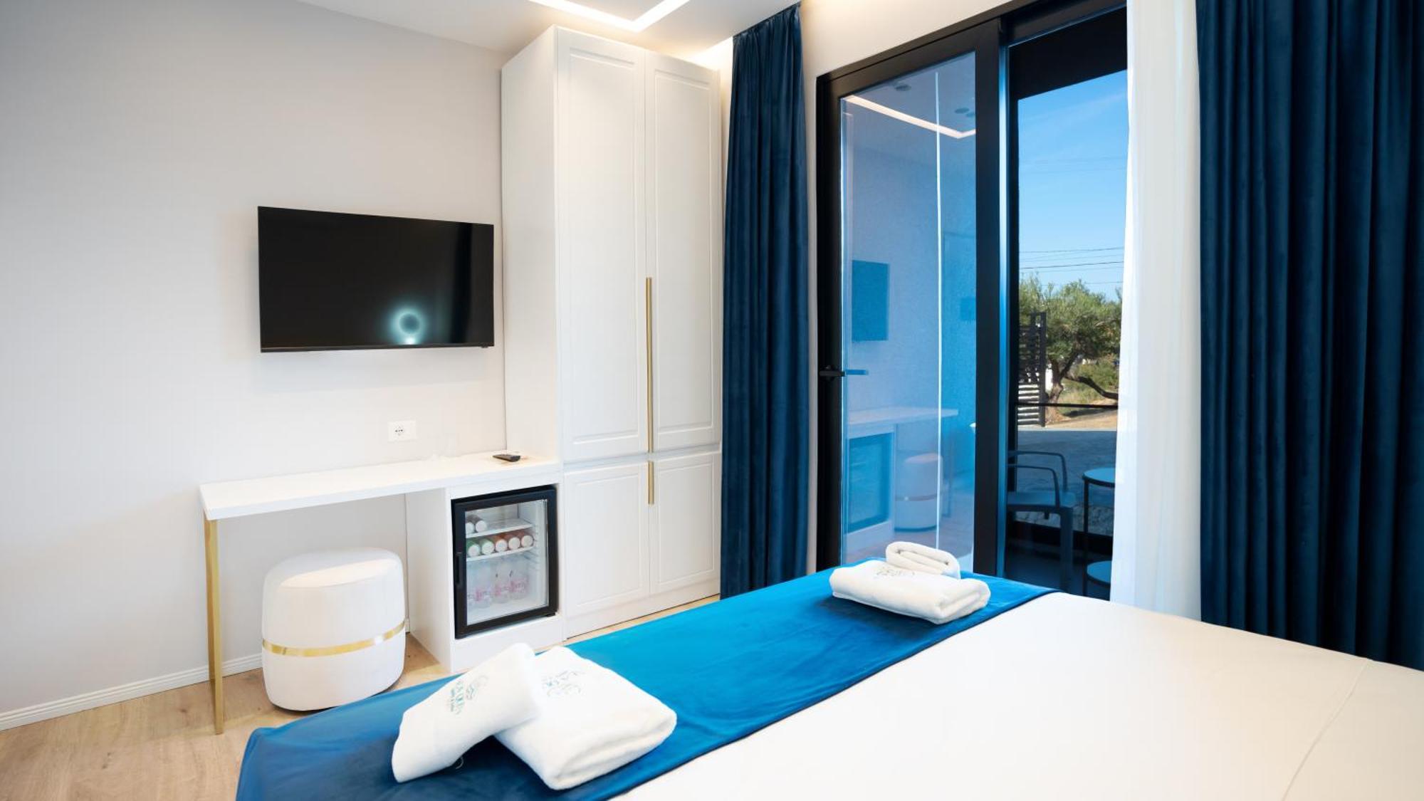 Sea Queen Luxury Hotel Radhimë 외부 사진