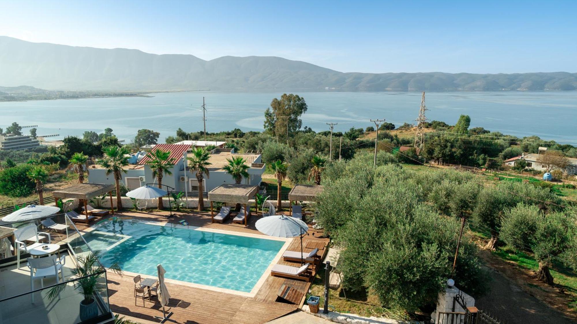 Sea Queen Luxury Hotel Radhimë 외부 사진