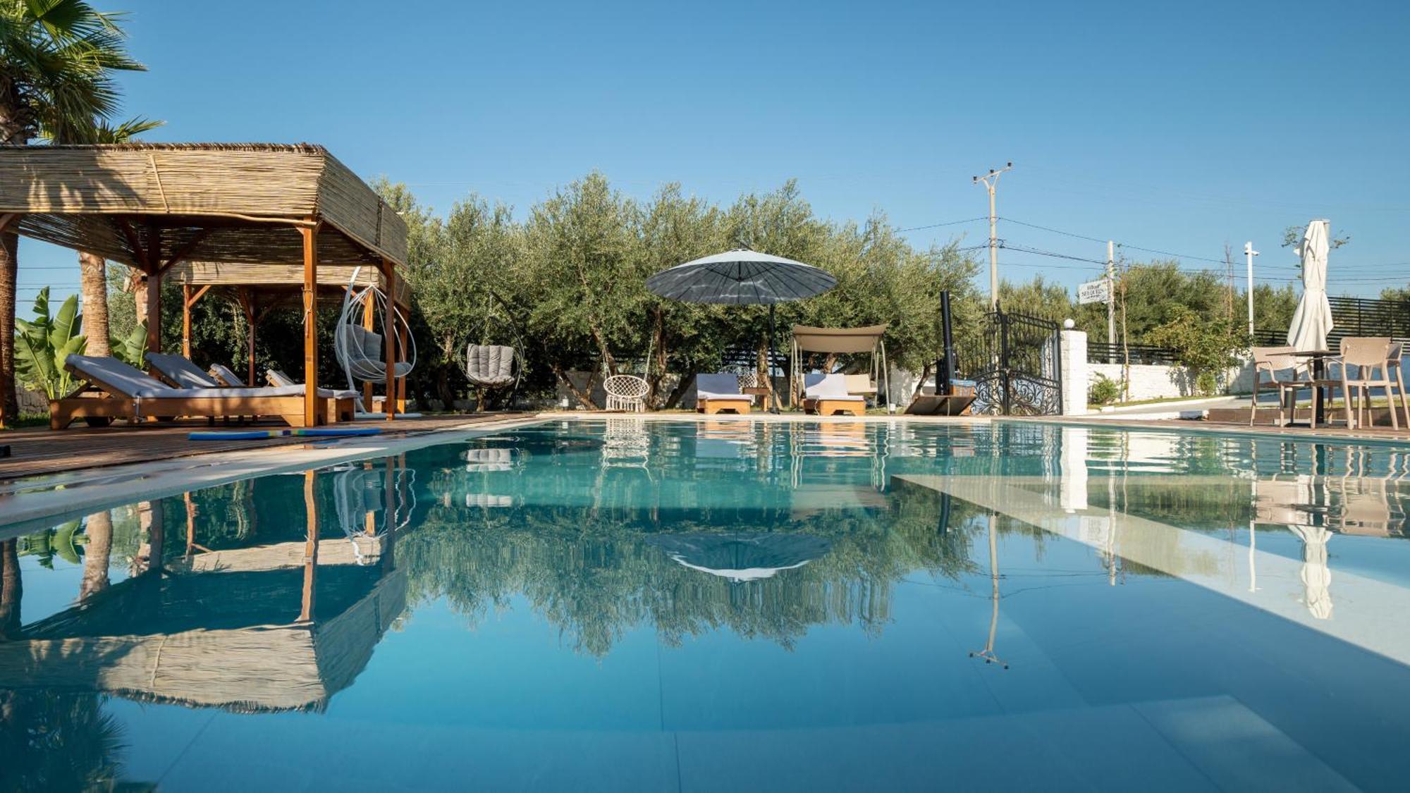 Sea Queen Luxury Hotel Radhimë 외부 사진