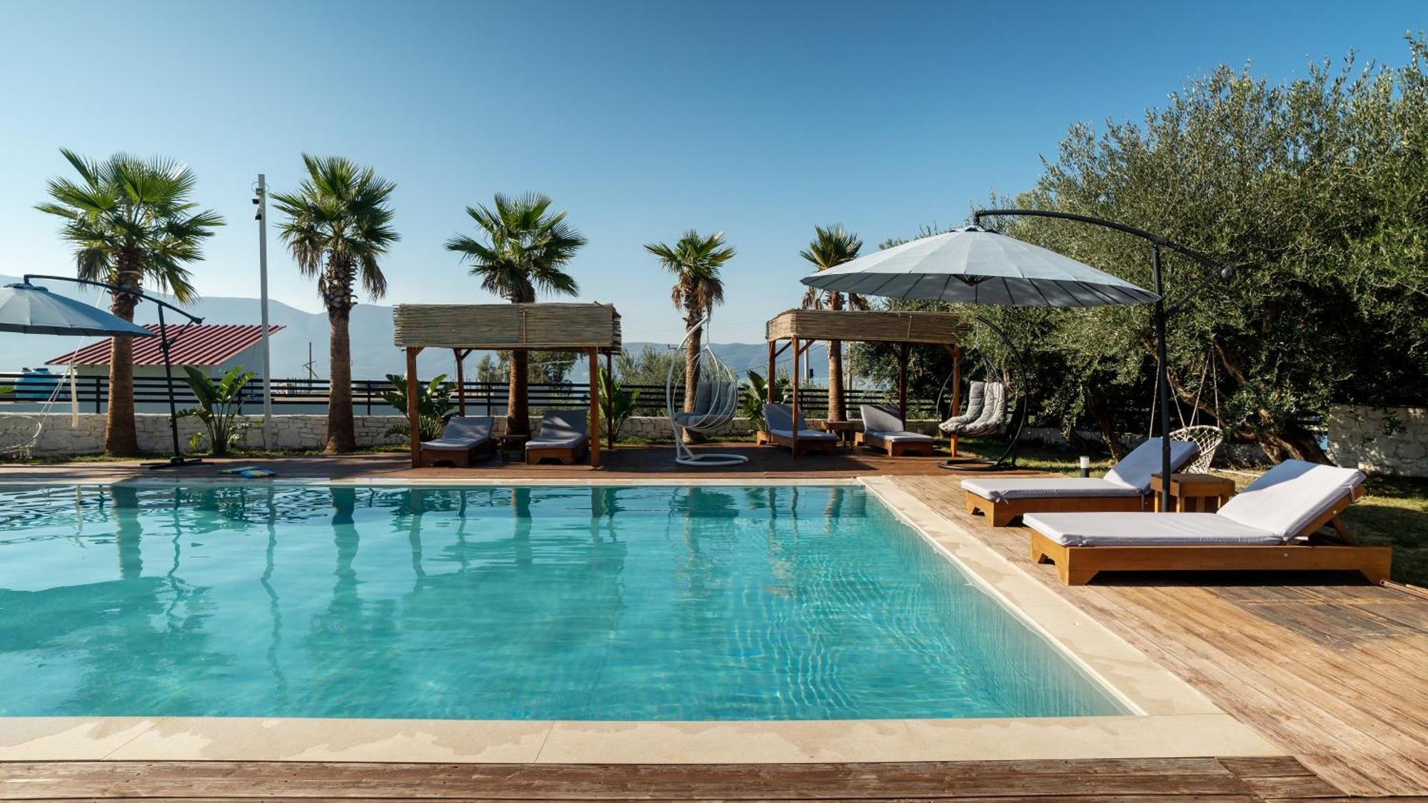 Sea Queen Luxury Hotel Radhimë 외부 사진