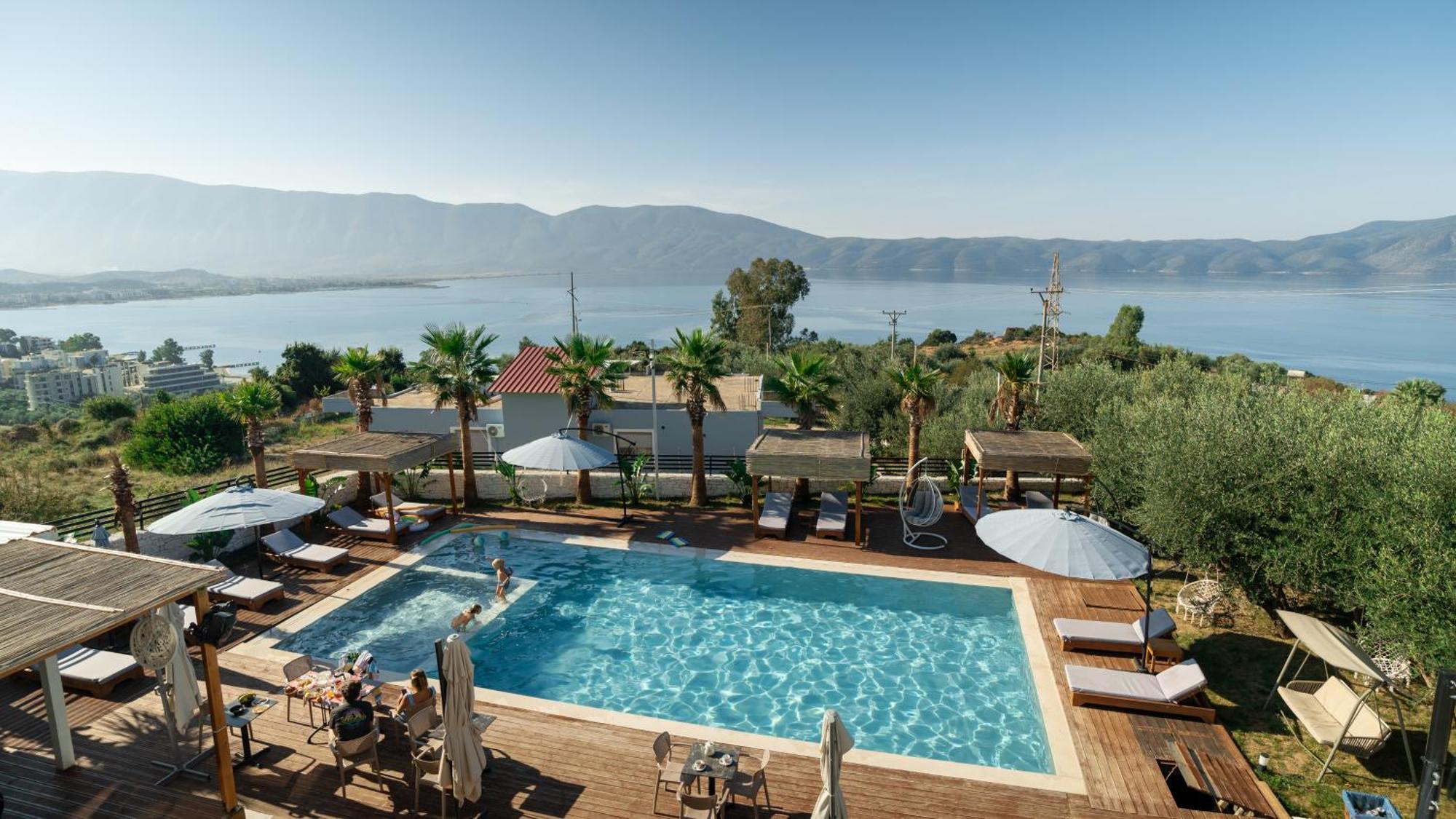 Sea Queen Luxury Hotel Radhimë 외부 사진
