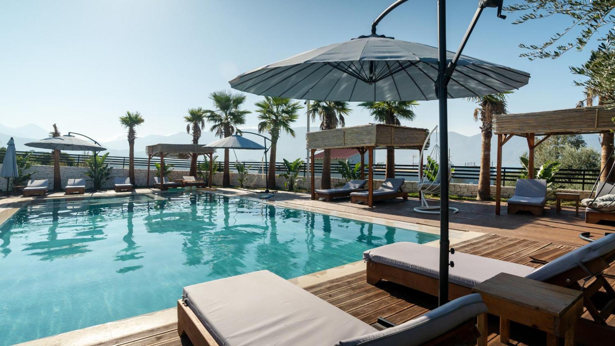 Sea Queen Luxury Hotel Radhimë 외부 사진